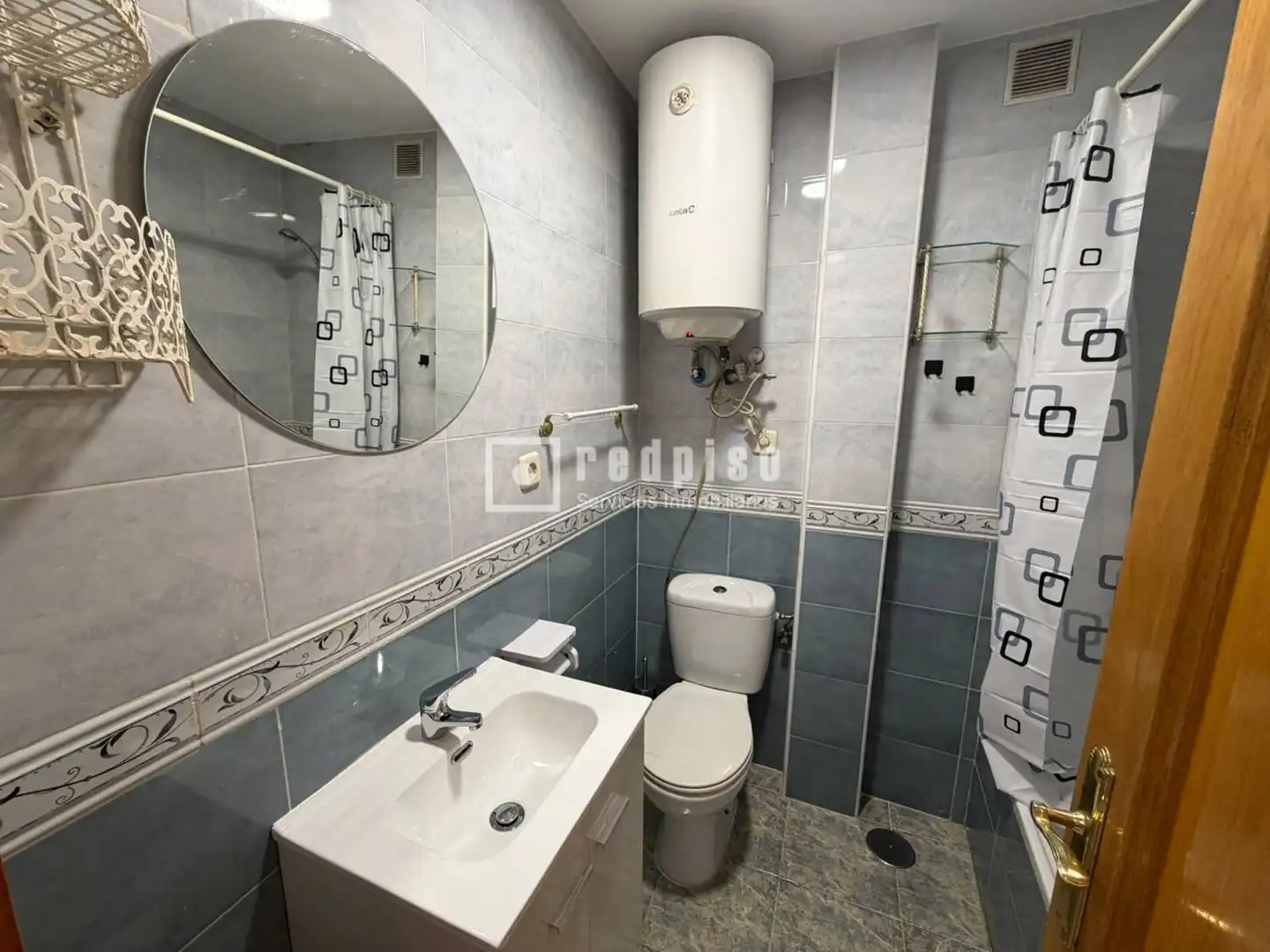 Bany de Pis de lloguer en Carabanchel