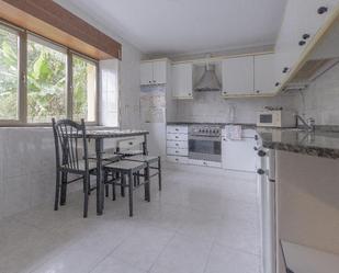 Küche von Wohnung zum verkauf in Liendo mit Abstellraum