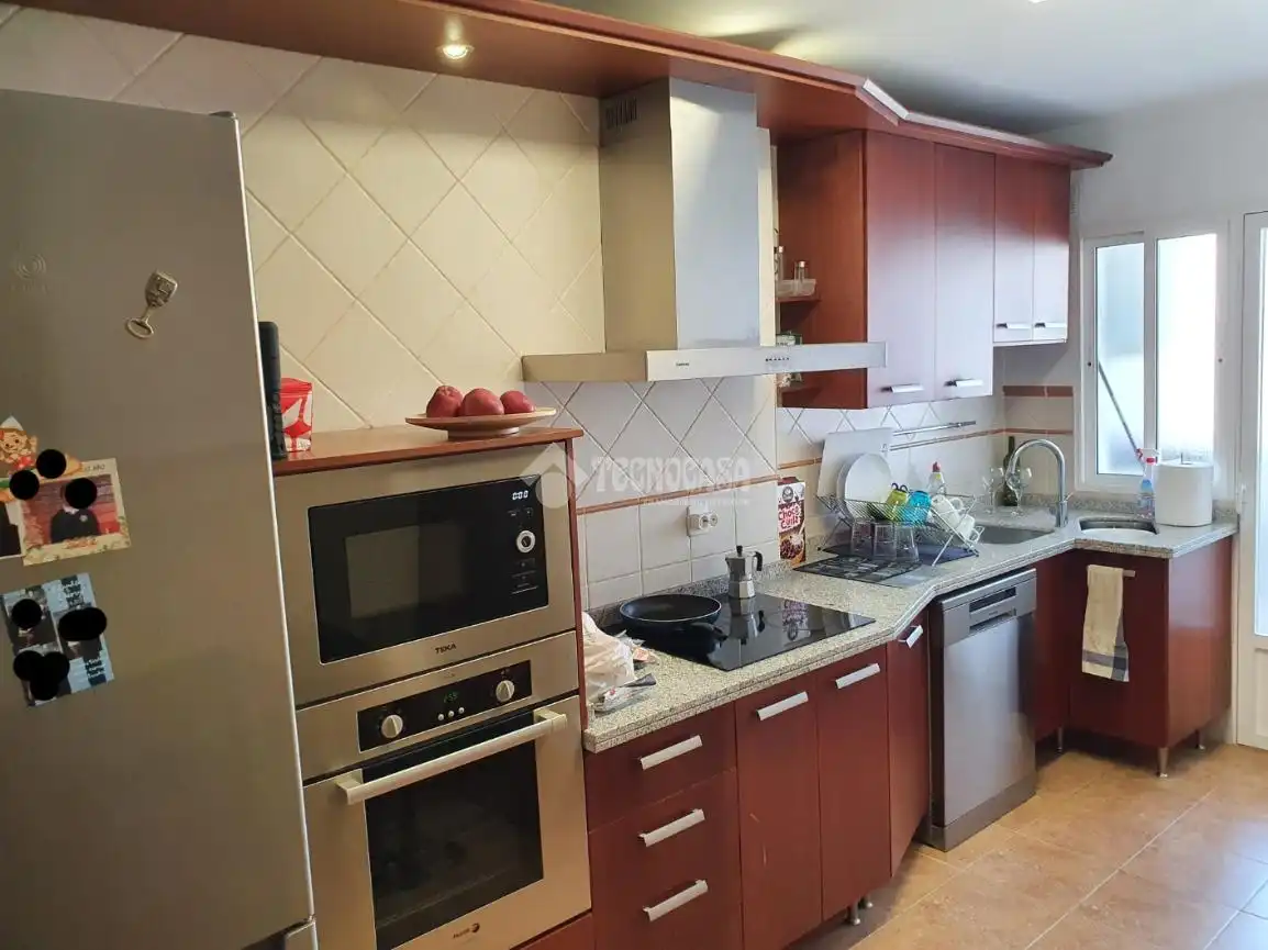 Cuina de Pis en venda en Armilla amb Aire condicionat i Balcó