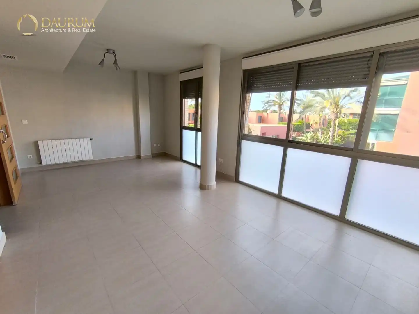 Sala d'estar de Pis en venda en Alicante / Alacant amb Aire condicionat, Calefacció i Piscina