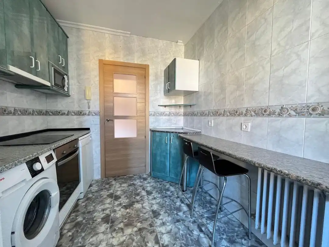 Küche von Wohnung zum Verkauf in Barañáin / Barañain mit Heizung und Balkon