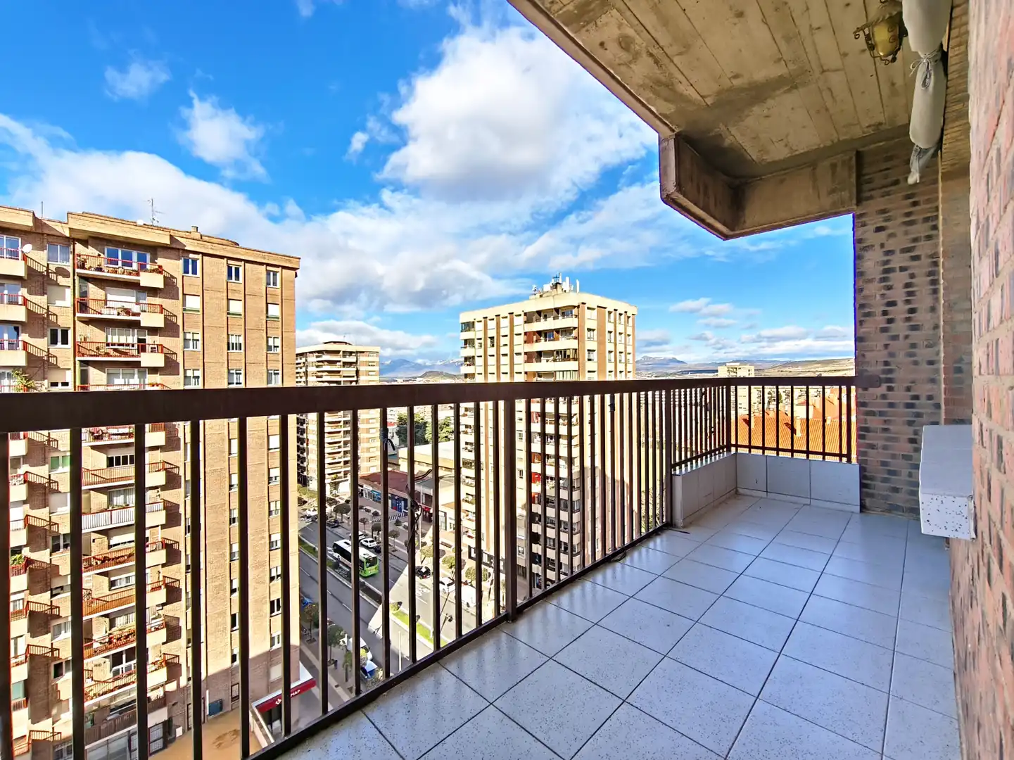 Terraza de Piso en venta en  Logroño con Calefacción, Terraza y Balcón