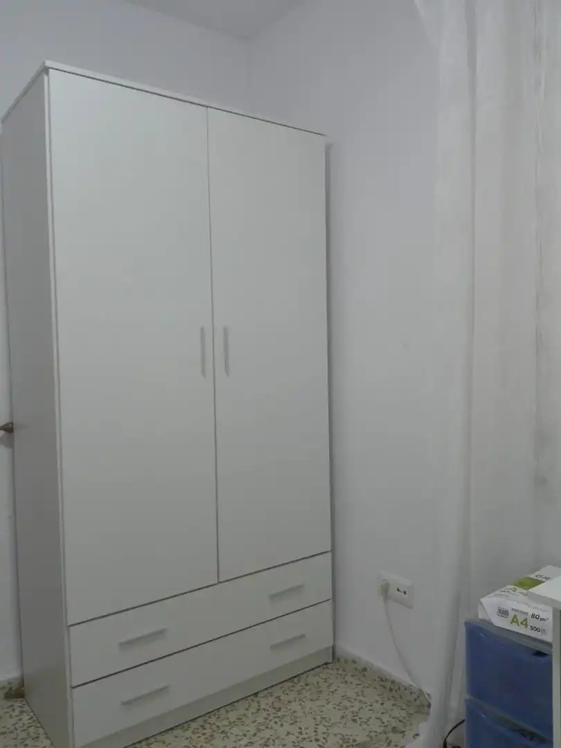 Bedroom of Flat for rent in Granada  with Heating, Furnished and Balcony