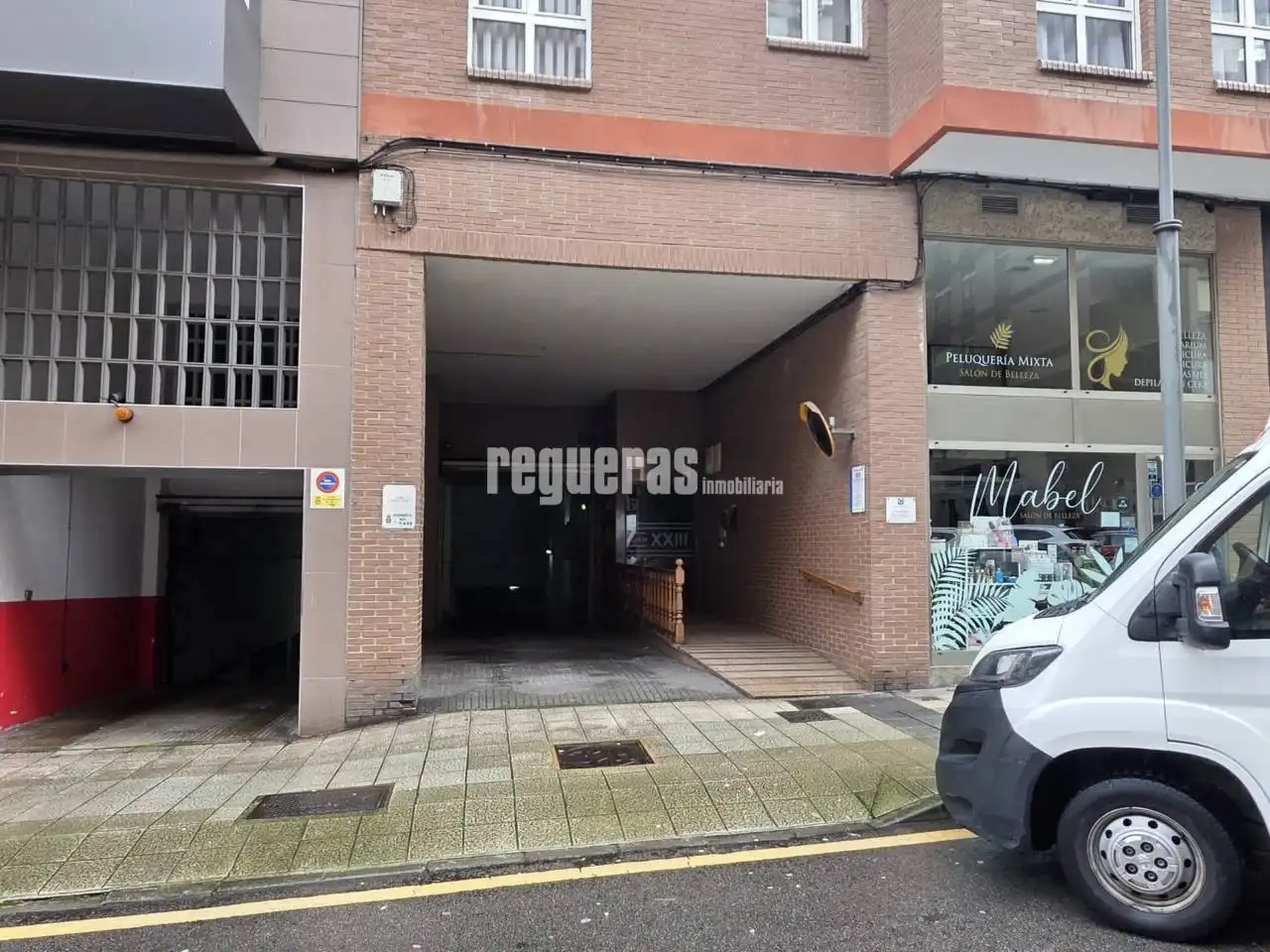 Parkplatz zur Miete in Calle Juan XXIII, imagen 2