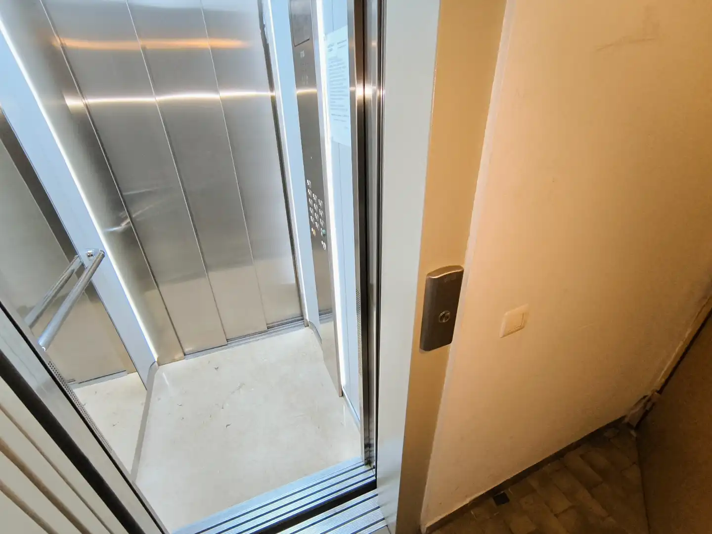 Piso en venta en Palencia con Calefacción, Parquet y Terraza
