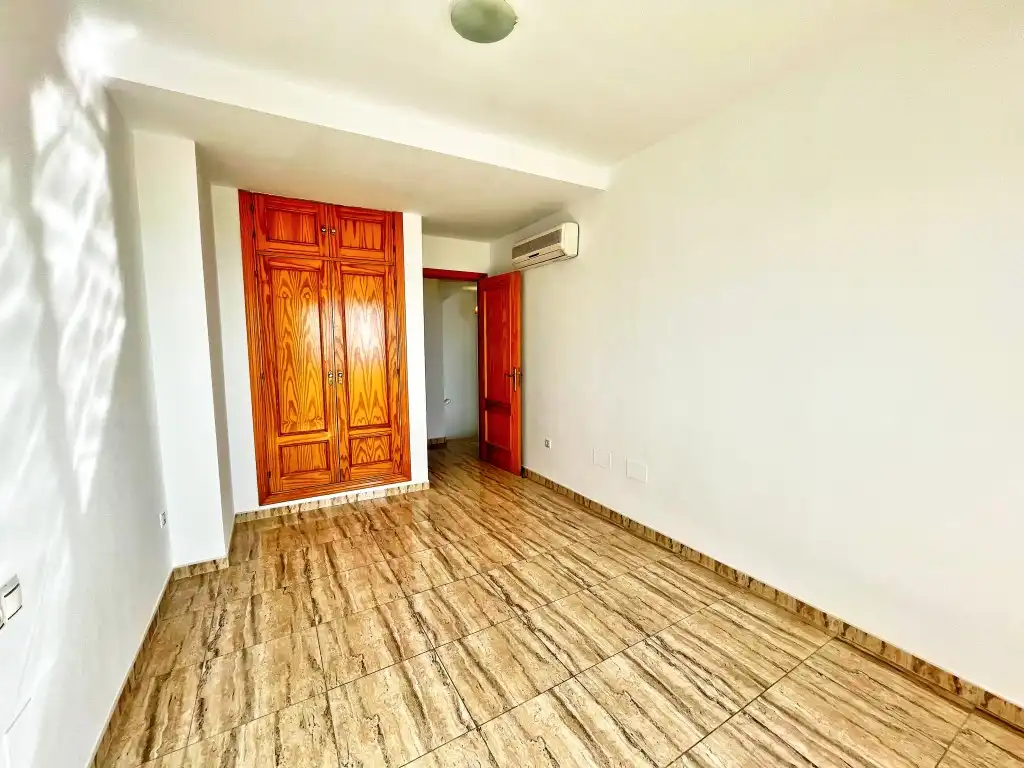 Schlafzimmer von Einfamilien-Reihenhaus zum Verkauf in Vélez-Málaga mit Klimaanlage, Terrasse und Abstellraum