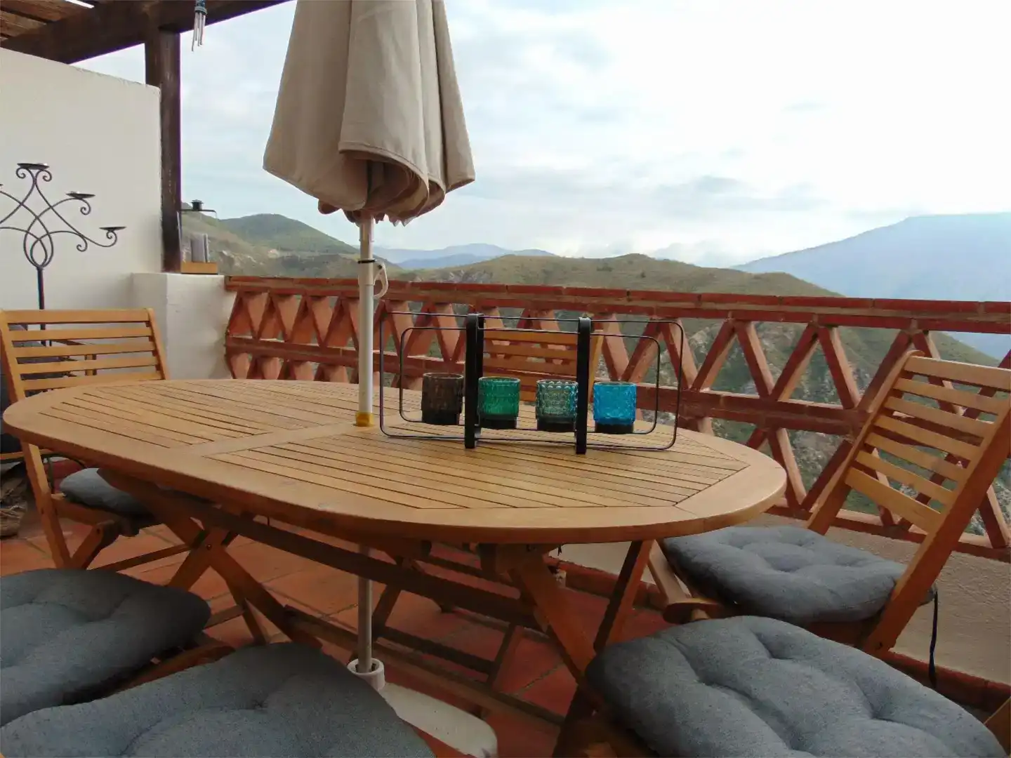 Terraza de Piso en venta en Carataunas con Piscina y Amueblado