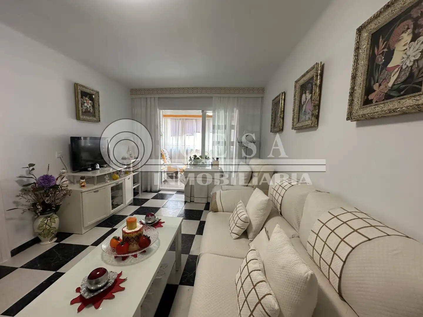 Sala de estar de Piso en venta en Vélez-Málaga con Terraza