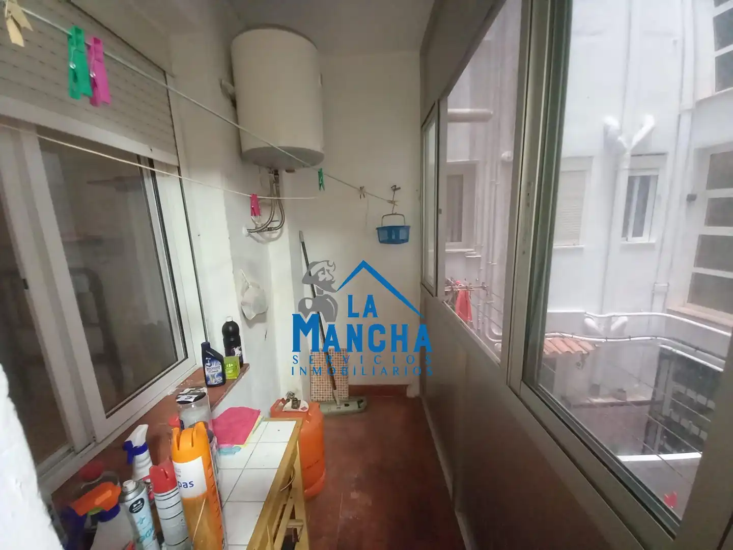 Piso en venta en Albacete con Balcón