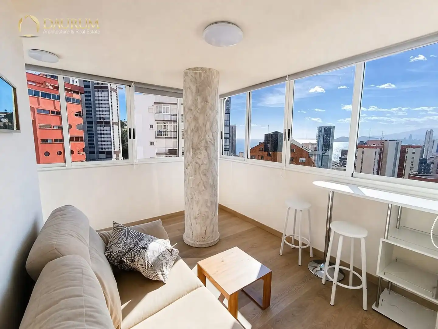 Appartamento con piscina in vendita a CALLE DE VIENA, 1, imagen 13