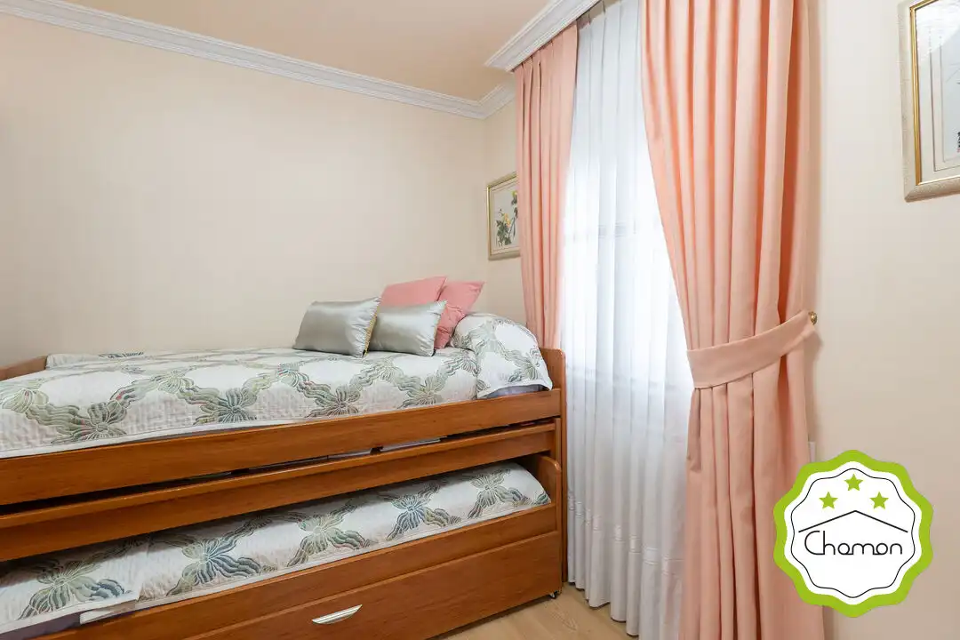Schlafzimmer von Wohnung zum Verkauf in Bilbao  mit Heizung und Privatgarten