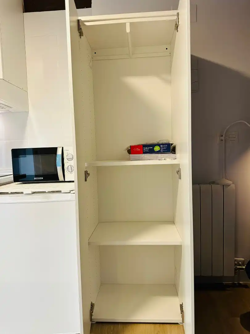 Wohnung zur Miete in Calle Capuchinas, 8, Centro - Sagrario