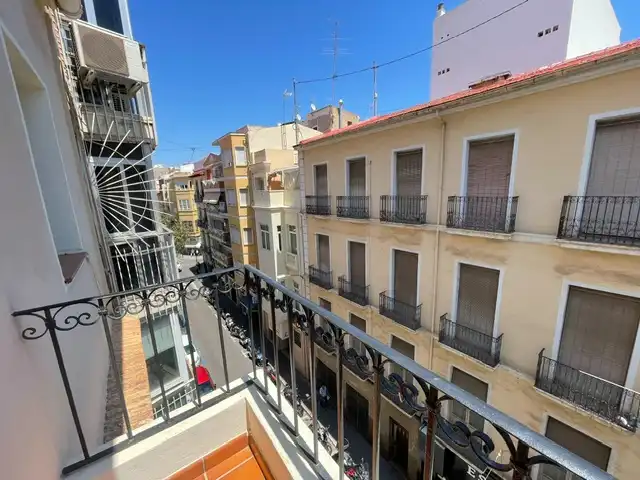 Appartamento in vendita a Calle José Gutiérrez Petén, imagen 3