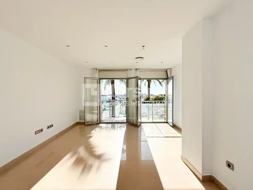 Exterior view of Flat for sale in Vilanova i la Geltrú  with Air Conditioner, Heating and Terrace