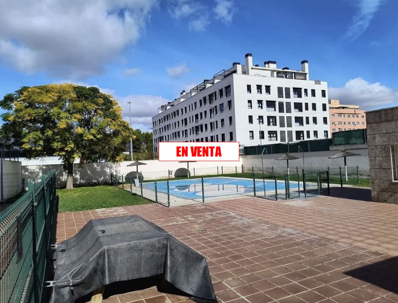 Exterior view of Attic for sale in Ciudad Real Capital  with Air Conditioner, Heating and Terrace