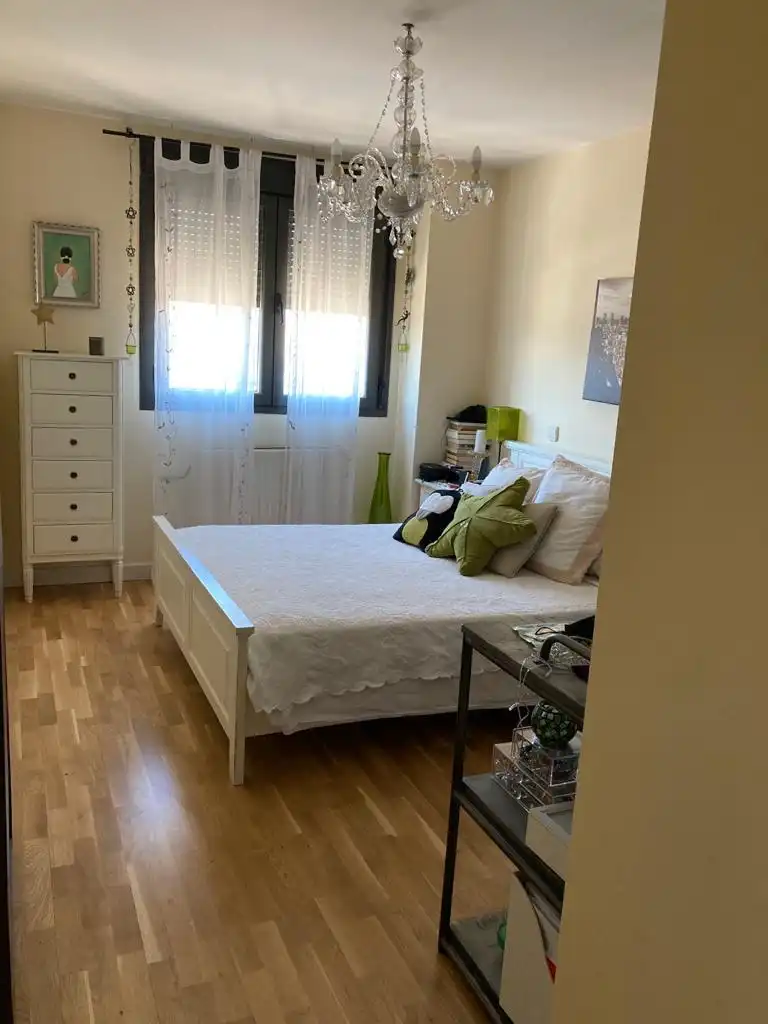 Bedroom of Flat for rent in Madrid  with Air Conditioner, Heating and Parquet flooring