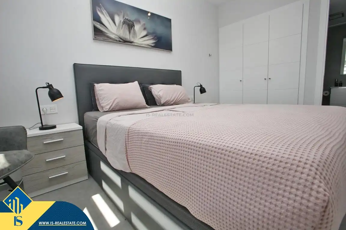 Bungalow amb piscina en venda a Nueva Torrevieja - Aguas Nuevas, imagen 23