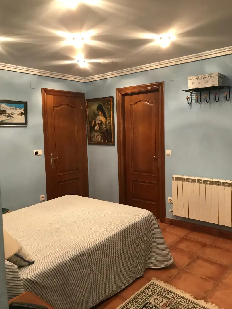 Dormitori de Casa adosada en venda en Ezcaray amb Calefacció, Terrassa i Traster