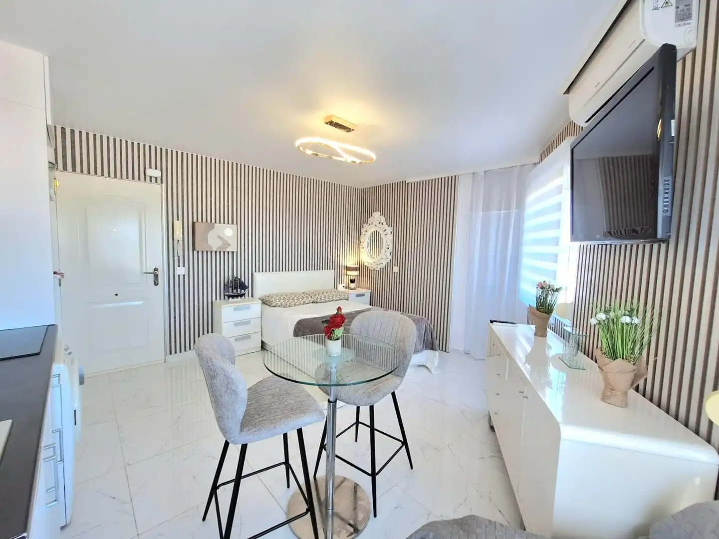 Schlafzimmer von Wohnung zum Verkauf in Torrevieja mit Klimaanlage und Möbliert