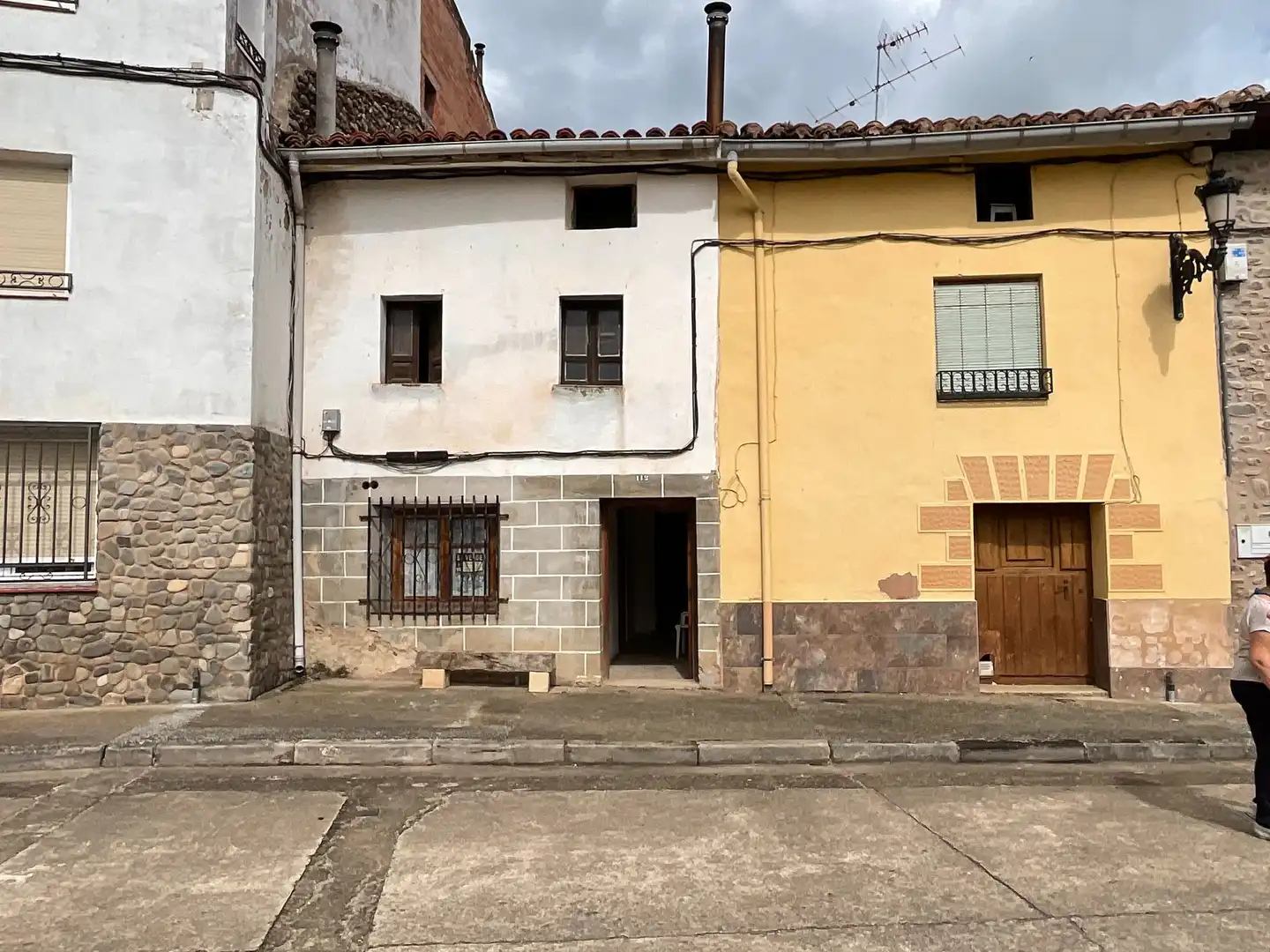 Vista exterior de Casa o chalet en venta en Santurde de Rioja con Trastero