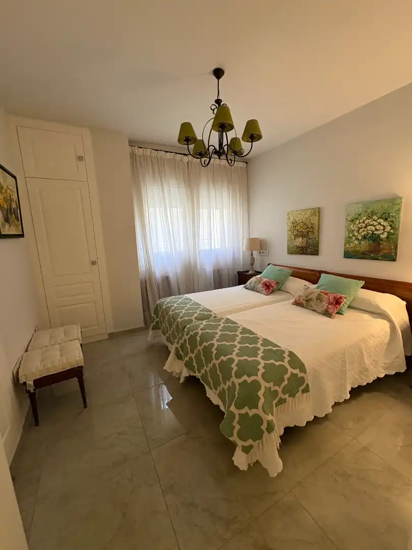Habitación de Piso en venta en Málaga con Aire acondicionado, Amueblado y Horno