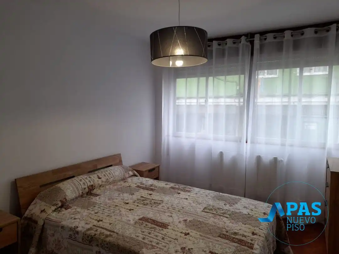 Bedroom of Flat for rent in Santander  with Heating and Furnished