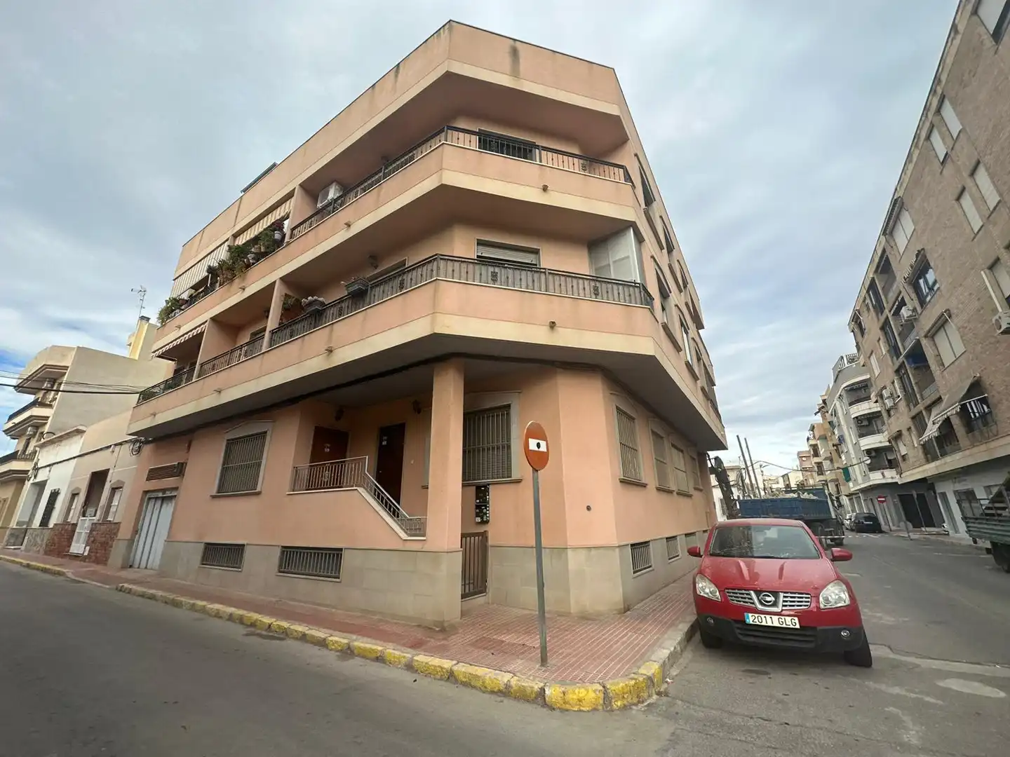Vista exterior de Pis en venda en Guardamar del Segura
