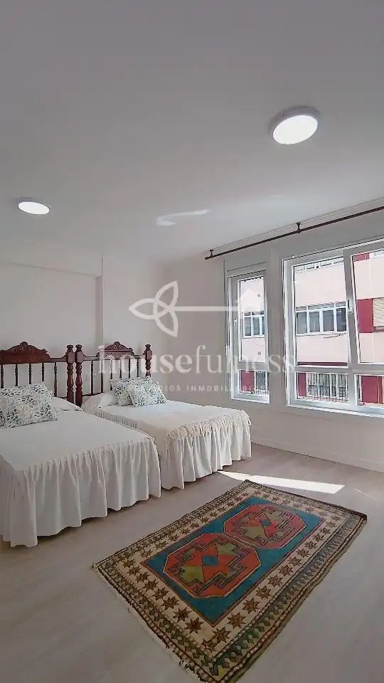 Habitación de Piso de alquiler en Ferrol con Aire acondicionado, Calefacción y Terraza