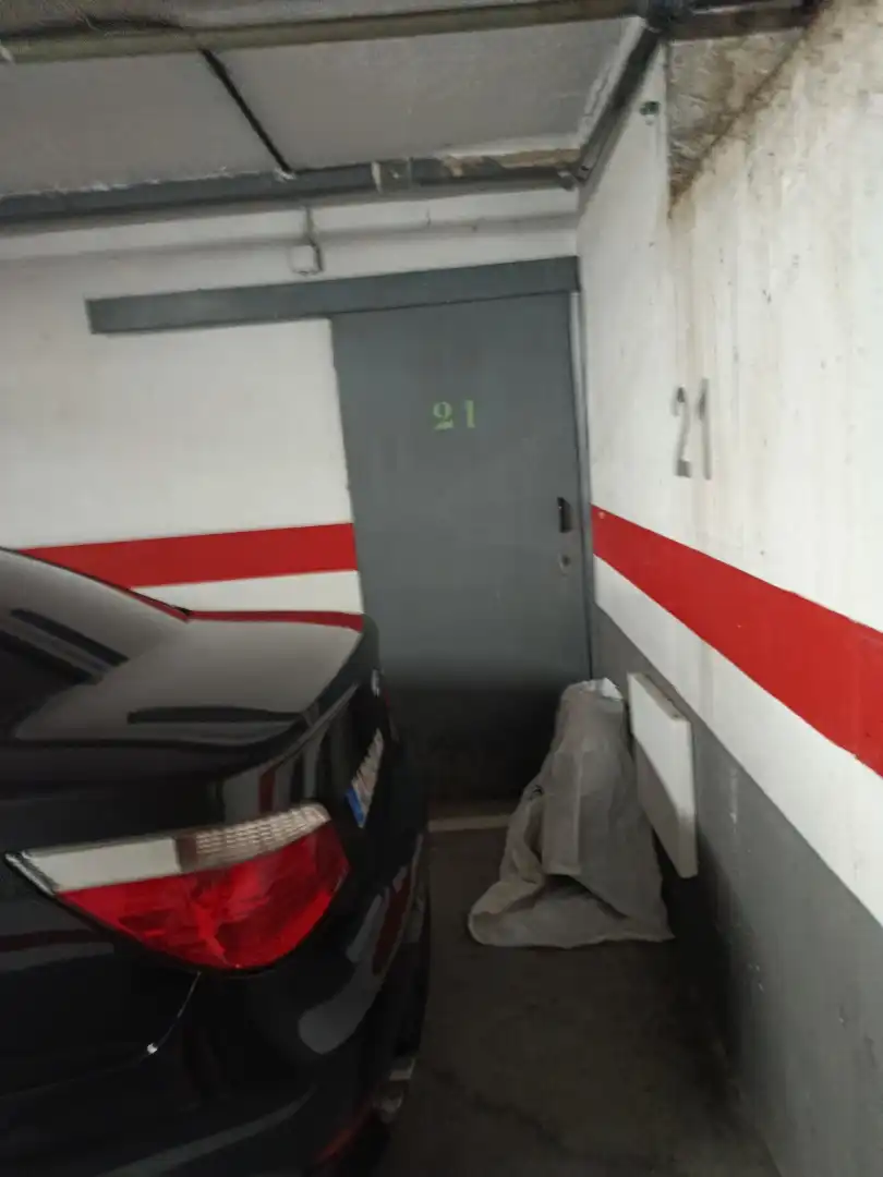 Aparcament de Àtic en venda en Oviedo 
