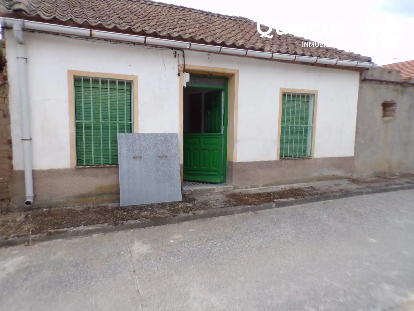 Vista exterior de Casa o xalet en venda en Marazoleja amb Calefacció