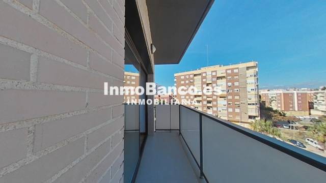 Piso en Venta en Carrer de Manuel Melià i Fuster en Nou Benicalap