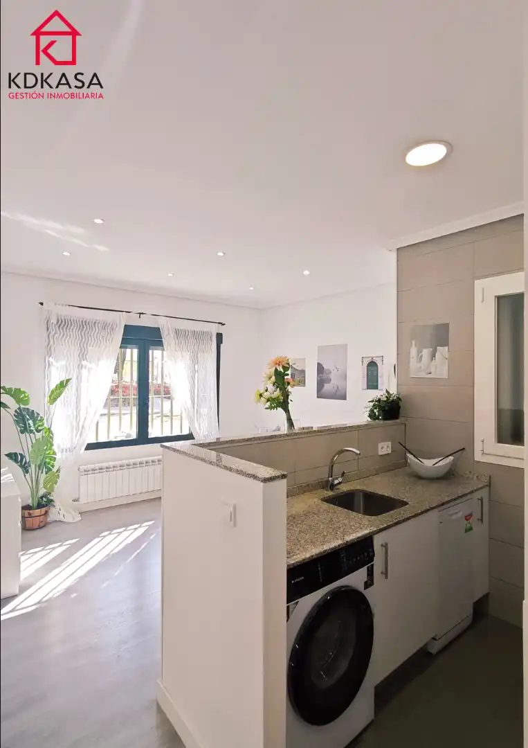 Cocina de Piso en venta en Madrid con Calefacción, Horno y Lavadora