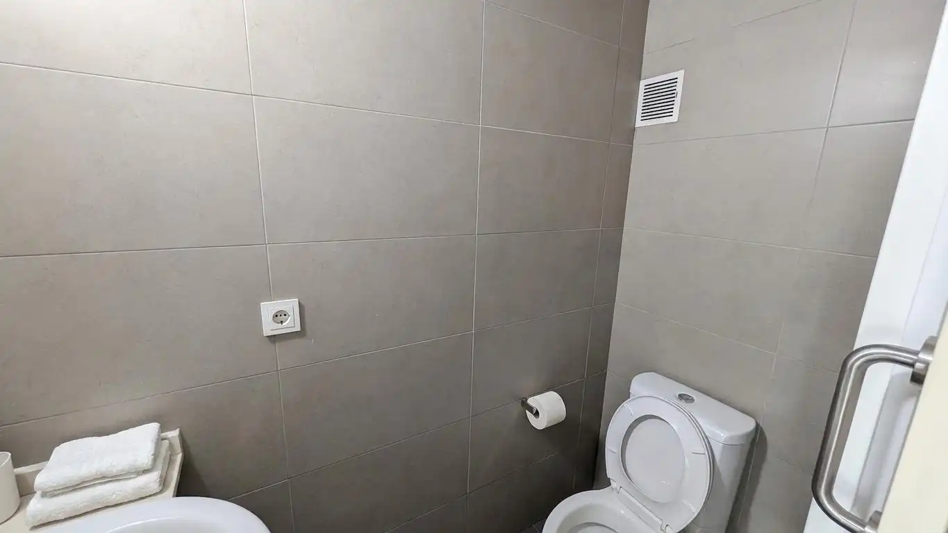 Badezimmer von Loft zur Miete in Valencia mit Klimaanlage, Heizung und Möbliert