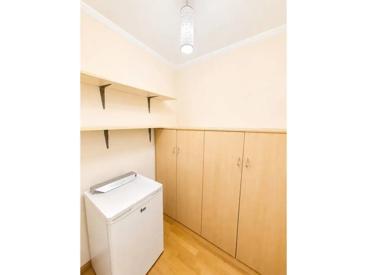 Habitación de Piso en venta en Girona con Calefacción, Parquet y Trastero