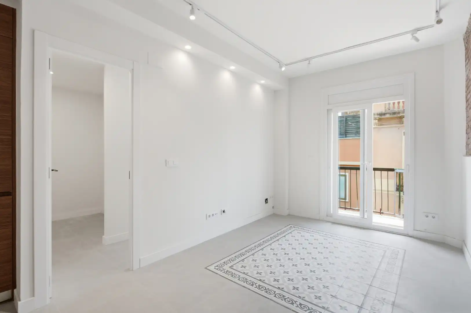 Piso en venta en Barcelona con Aire acondicionado, Calefacción y Horno