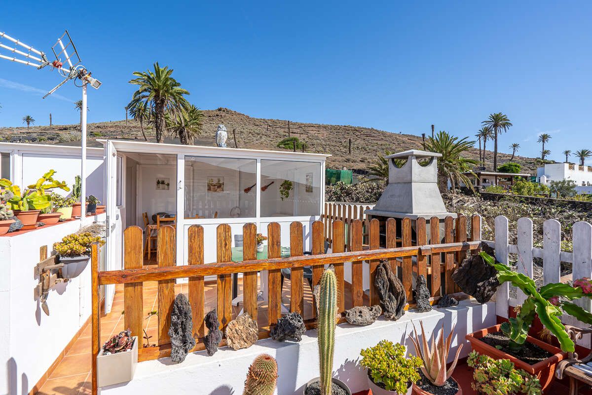 Garden of Duplex for sale in Haría  with Furnished