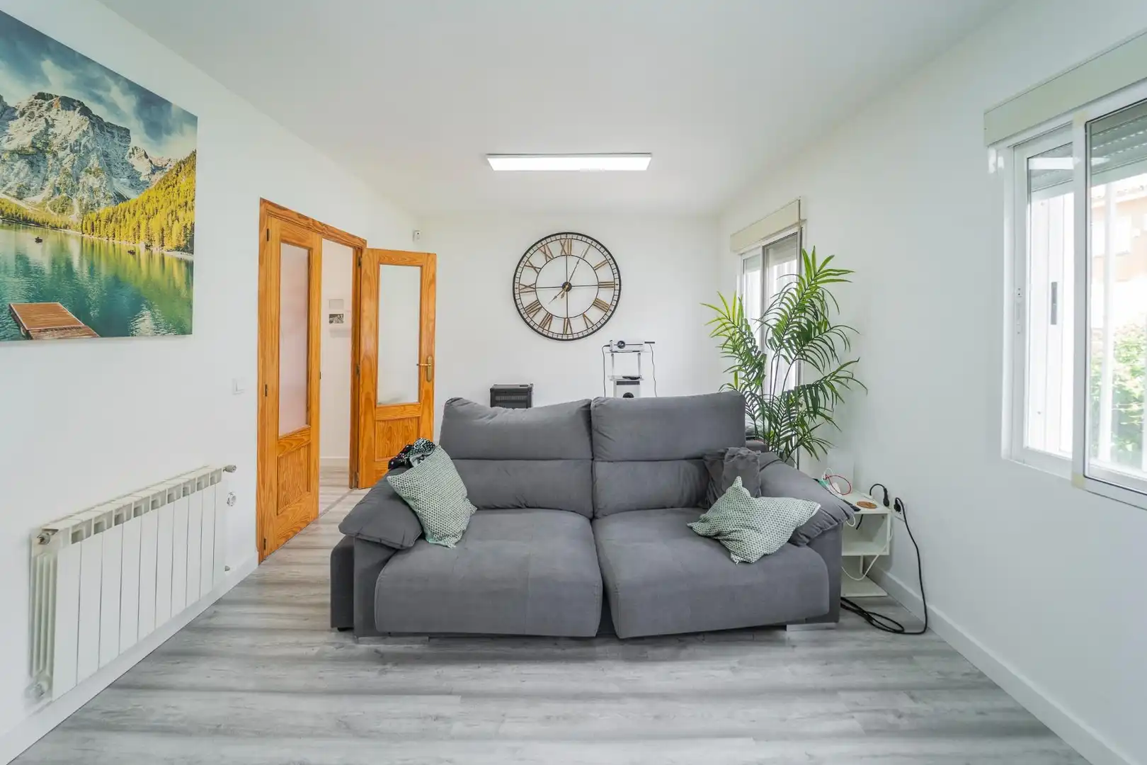 Sala de estar de Casa adosada en venta en Cedillo del Condado con Calefacción, Jardín privado y Terraza