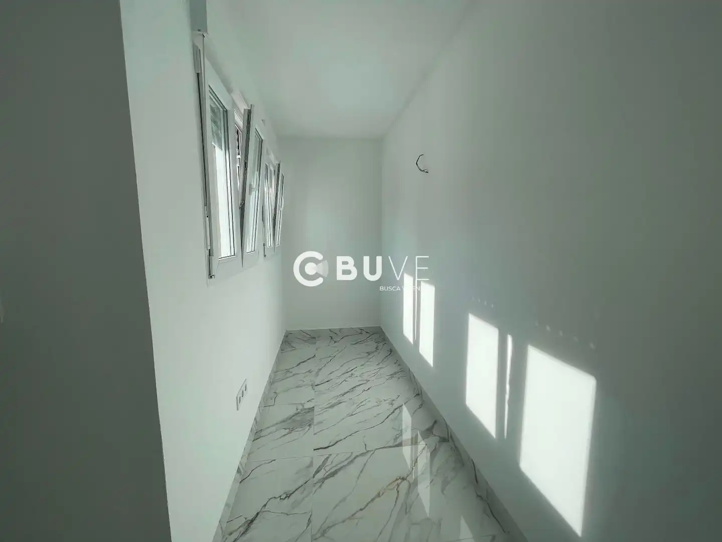 Houses for sale in Sevilla  with Air Conditioner, Terrace and Swimming Pool