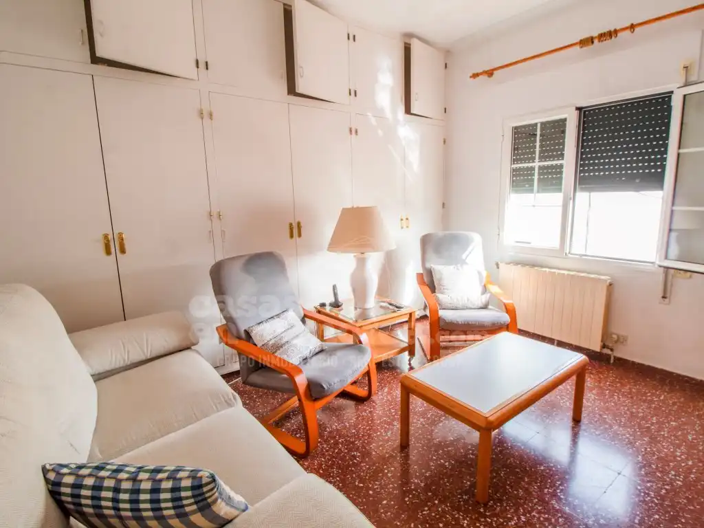 Sala d'estar de Casa o xalet en venda en Es Castell amb Calefacció i Terrassa