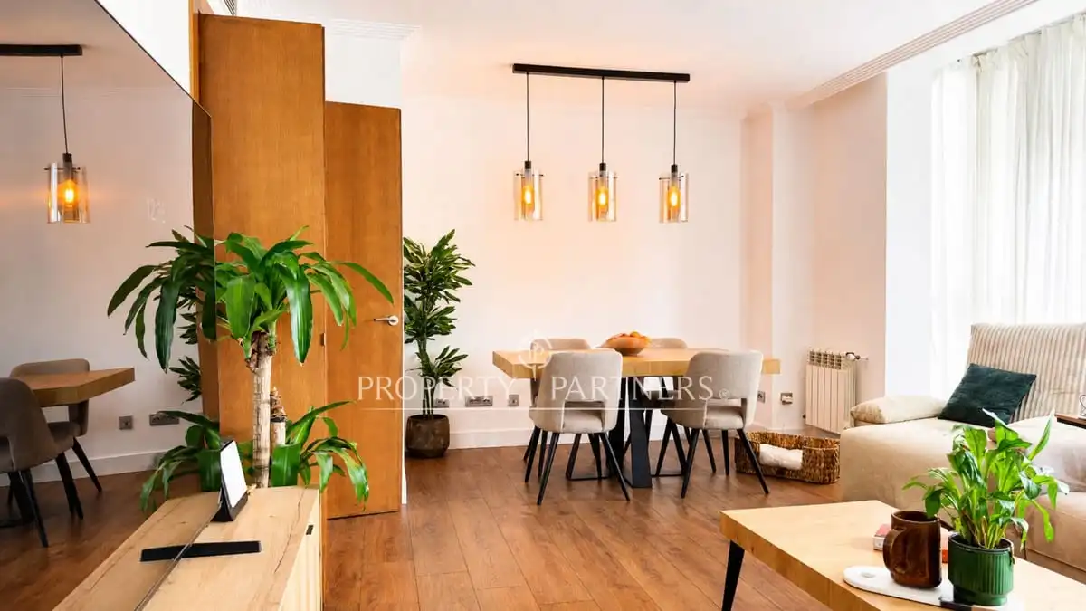 Apartment with pool for sale in Avenida de los Prunos, imagen 4