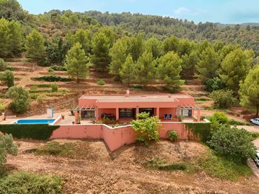 Casa rustica con piscina in vendita a Benidoleig