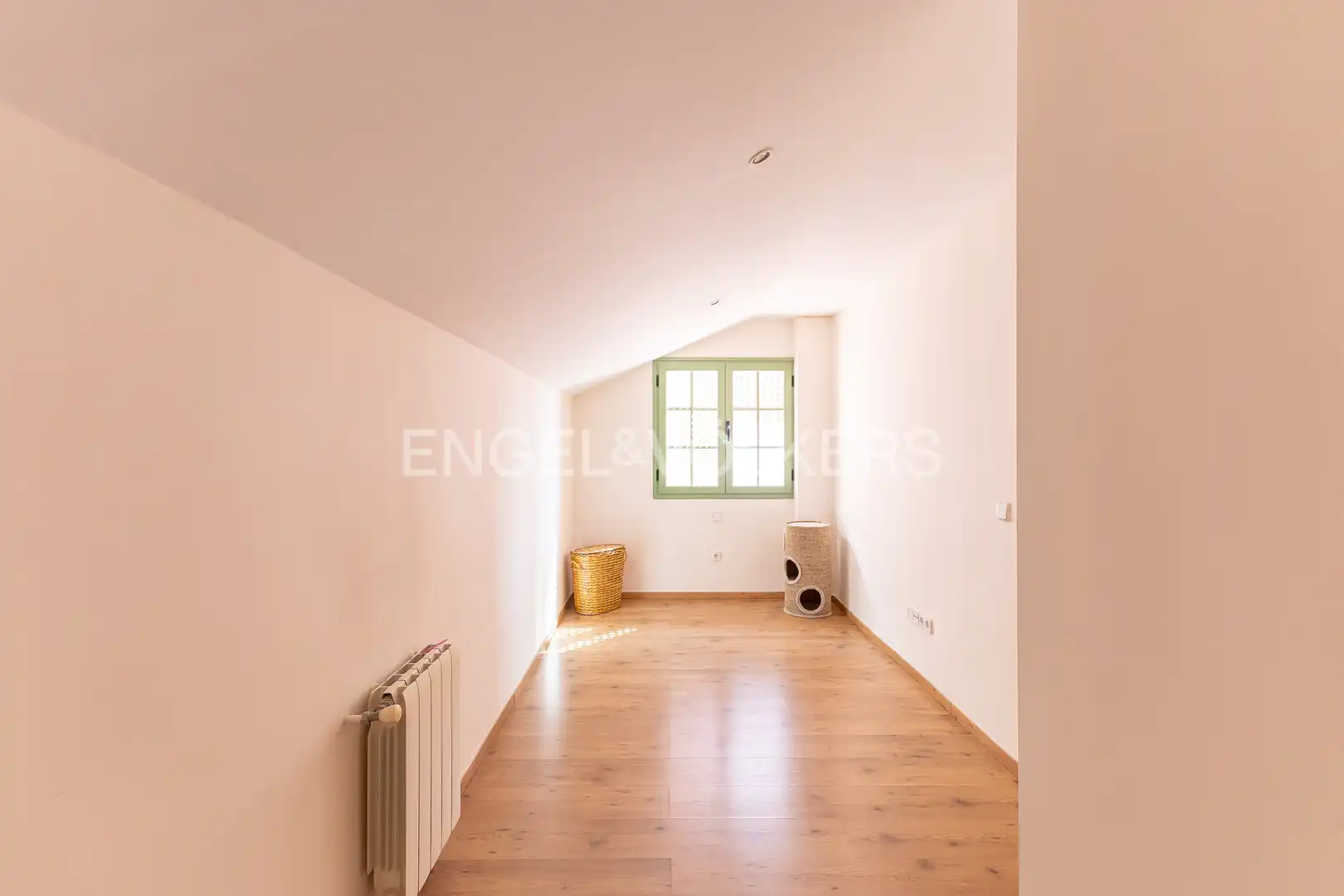 Detached homes for sale in Madrid  with Air Conditioner, Heating and Private garden
