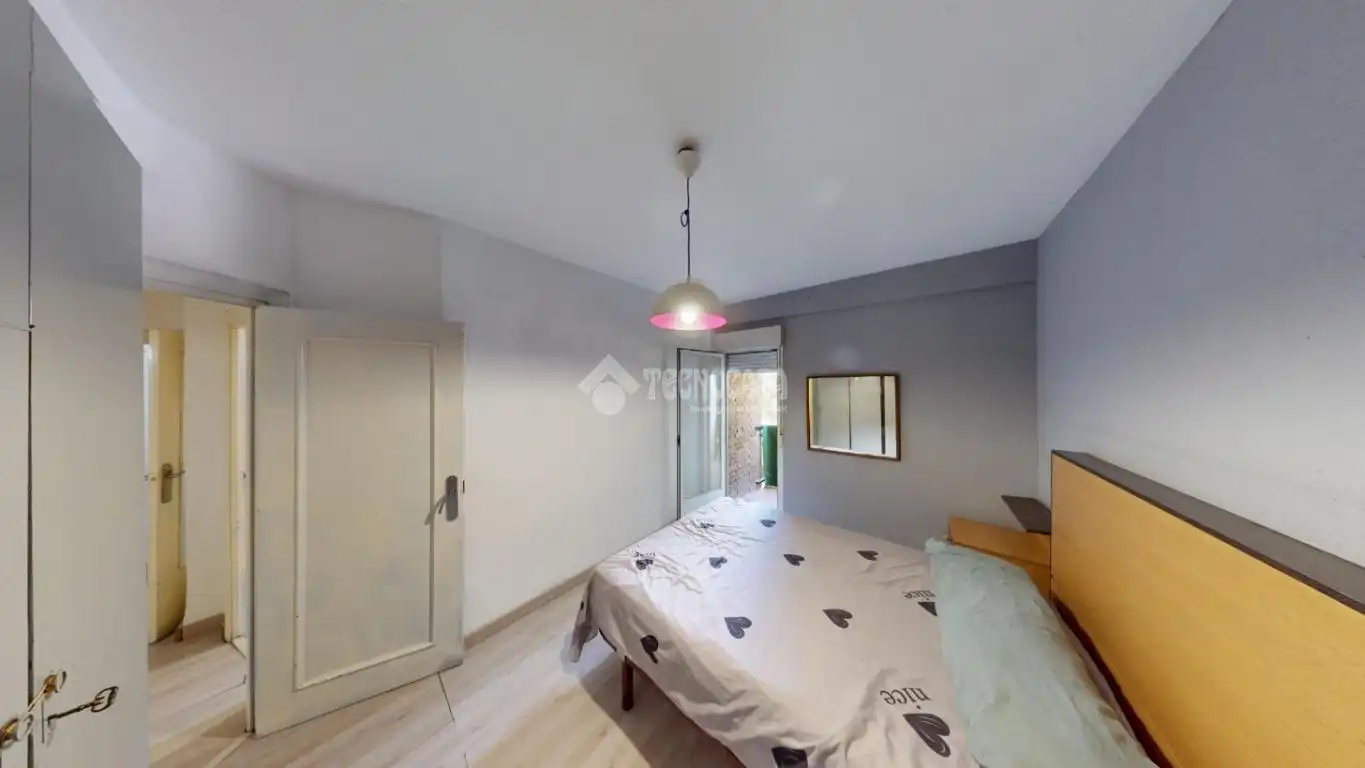 Flat for sale in Flores