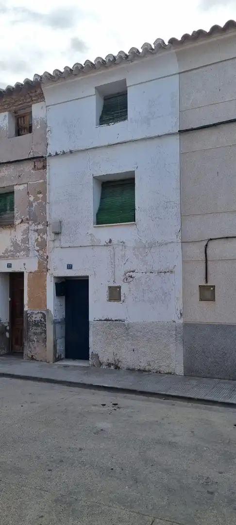Vista exterior de Casa o xalet en venda en Lumpiaque amb Calefacció i Terrassa