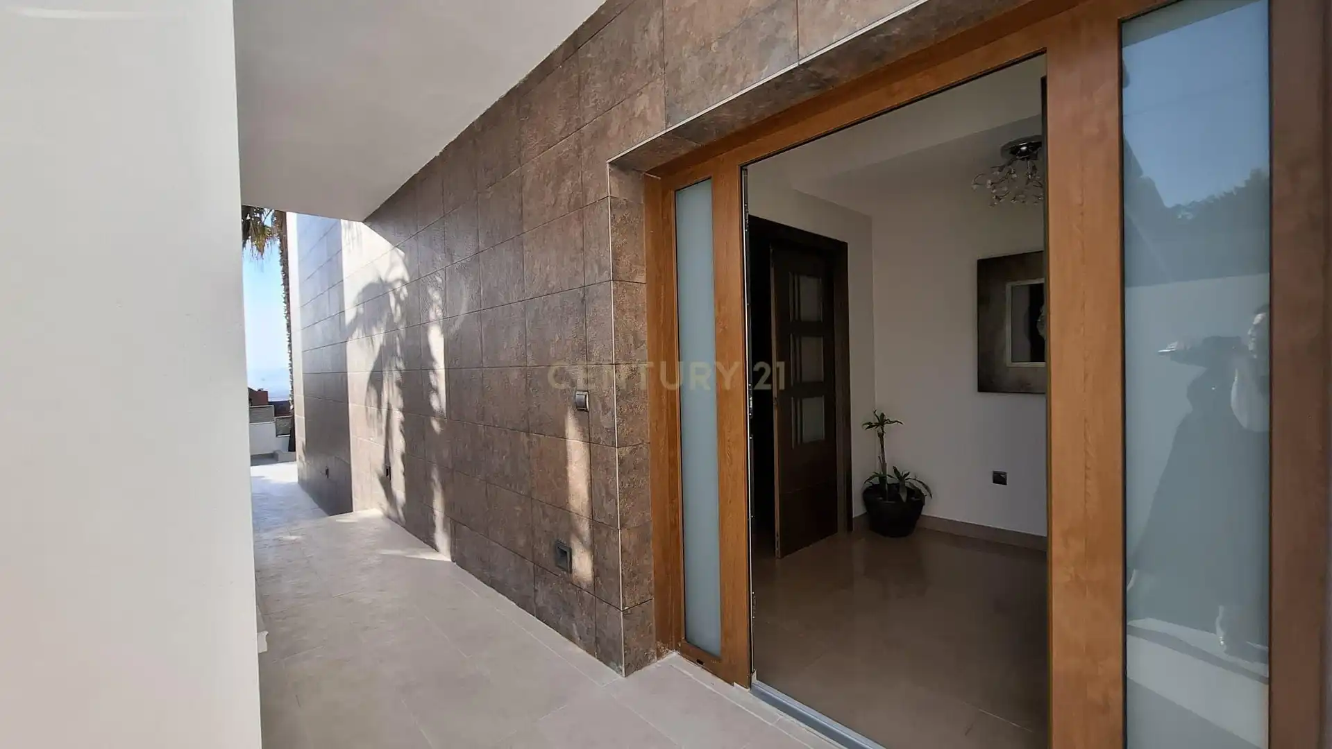 Casa o xalet en venda en La Zubia amb Aire condicionat, Jardí privat i Traster