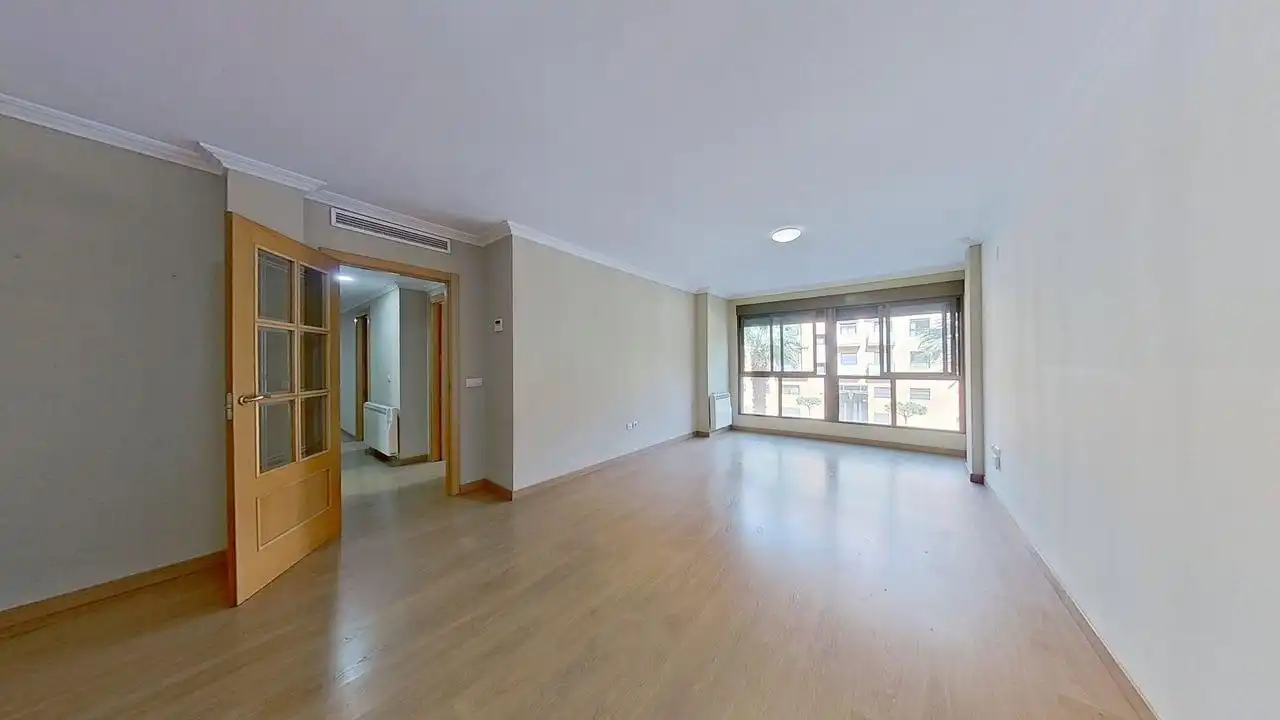 Piso en venta en Avenida CONSTITUCION, Centro