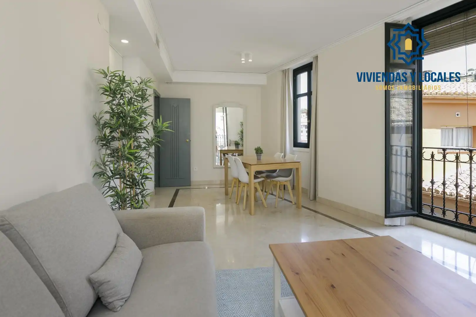 Apartament amb ascensor en venda a Calle Gran Vía de Colón #46 4º, imagen 4