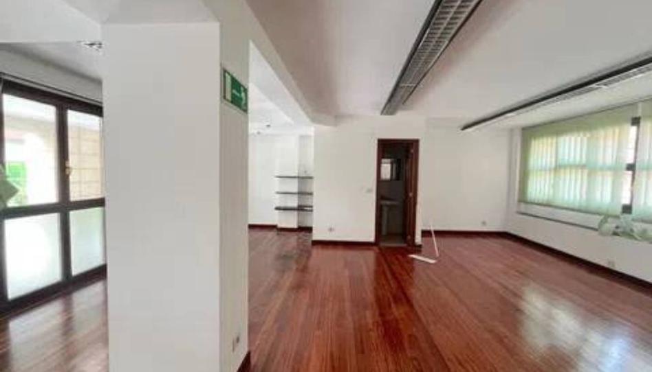 Photo 1 of Premises for sale in Calle Doctor Don Luis Bilbao Libano, 18, Centro Urbano - Hirigunea, Bizkaia