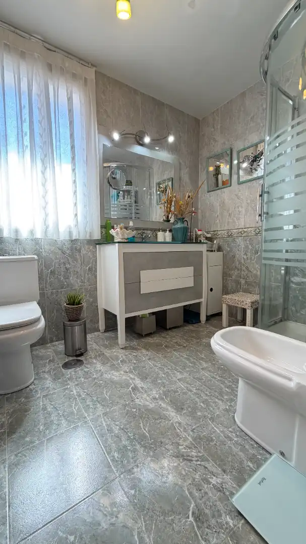 Bathroom of Houses for sale in Campo Real  with Air Conditioner, Heating and Private garden