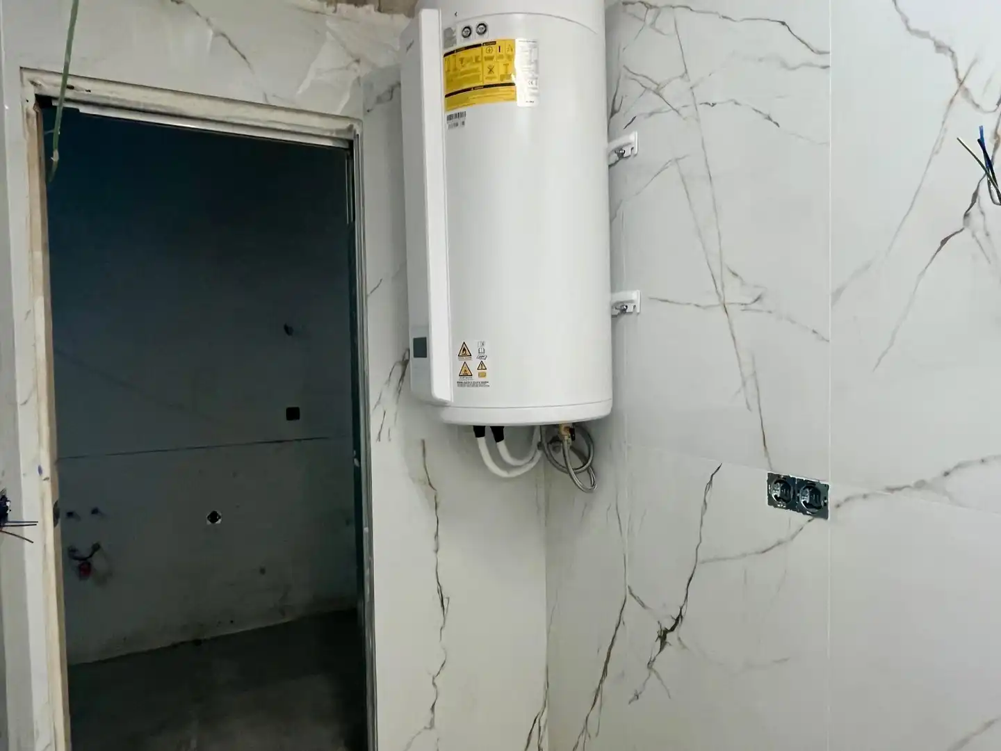 Bany de Planta baixa en venda en Elche / Elx amb Aire condicionat, Calefacció i Terrassa